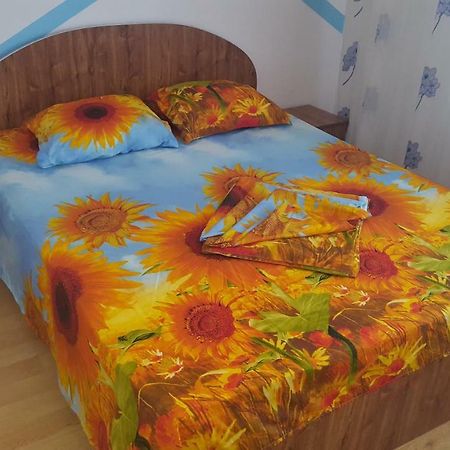 Apartament Central Strada Stefan Cel Mare Etaj 4 Mangalia Exterior foto
